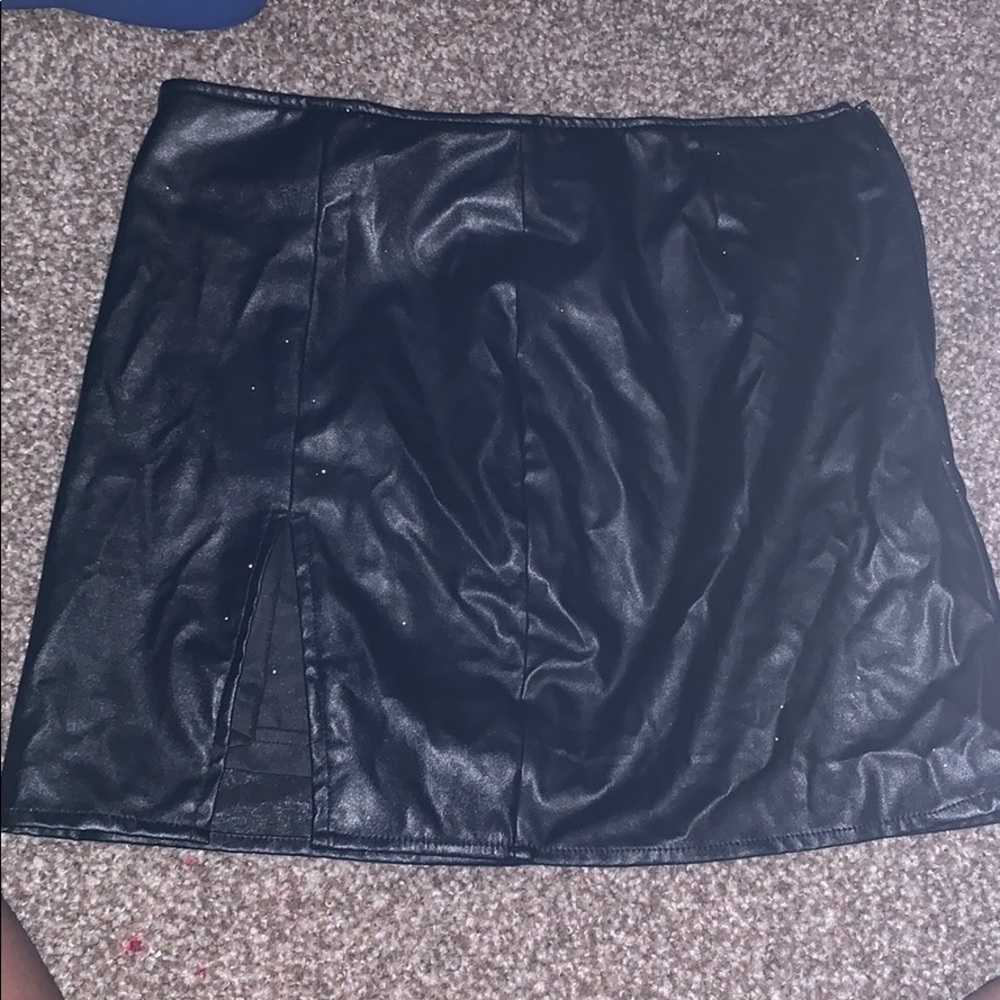 Leather skirt  with slit